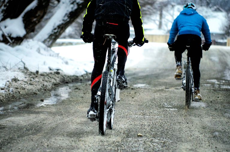 Kış bisiklet sürüşünde nasıl giyinmeli?