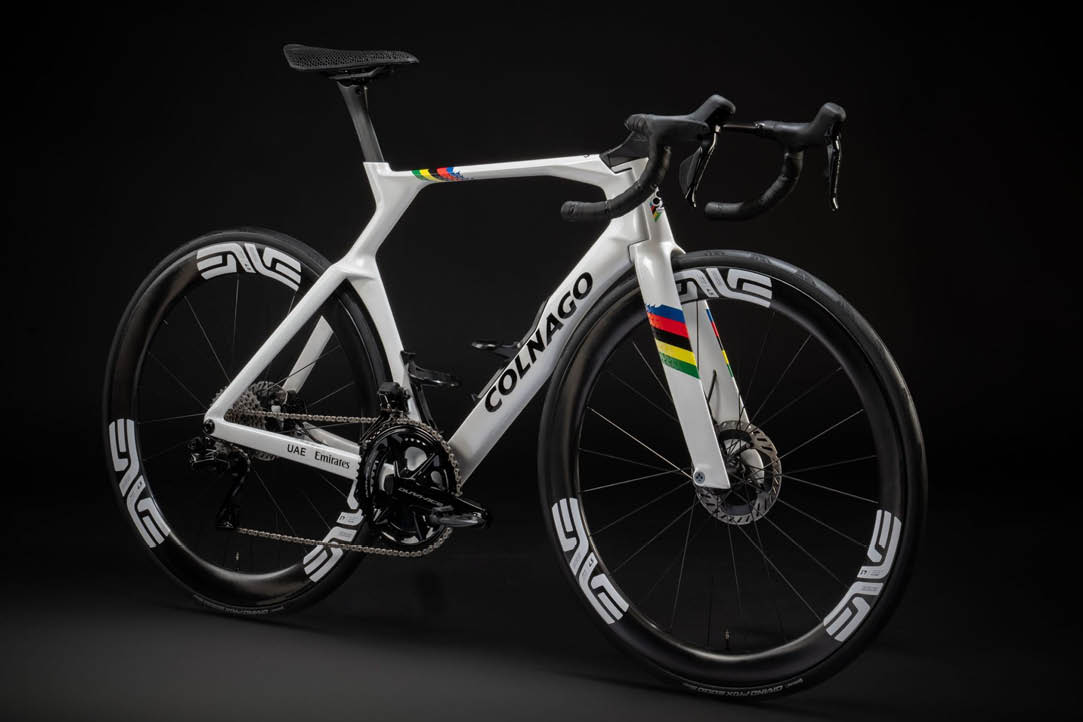 Aero Colnago Y1Rs sınıfının yeni lideri olma iddiasında