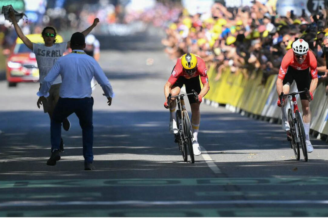 Tour’un 11’inci etabı Filistin yanlısı protestoya sahne oldu